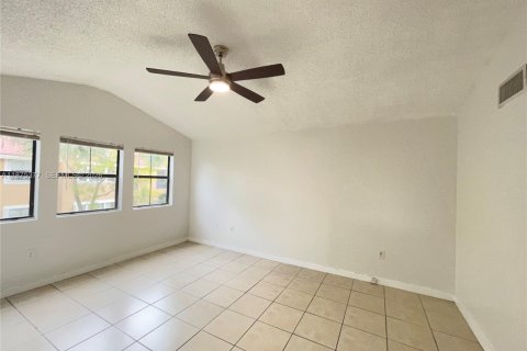 Copropriété à louer à Miami, Floride: 1 chambre, 69.4 m2 № 2079887 - photo 20
