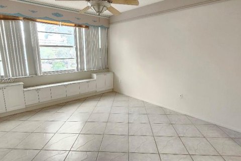 Condominio en alquiler en Aventura, Florida, 1 dormitorio, 93.37 m2 № 2282739 - foto 7