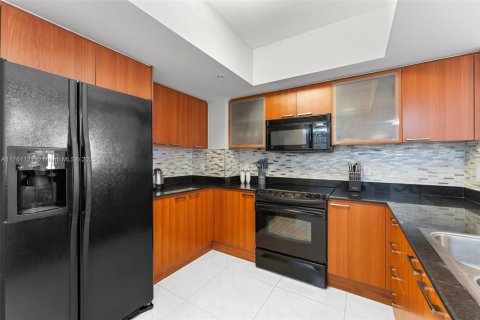 Copropriété à louer à Sunny Isles Beach, Floride: 1 chambre, 92.9 m2 № 1507003 - photo 8