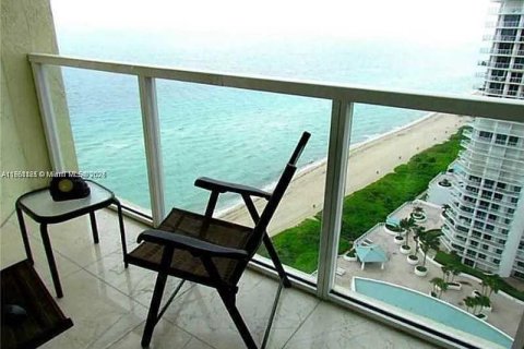 Copropriété à louer à Sunny Isles Beach, Floride: 1 chambre, 92.9 m2 № 1507003 - photo 5
