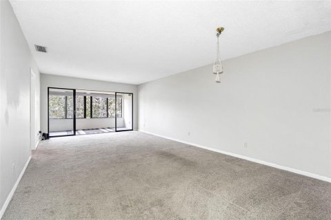 Condominio en alquiler en Belleair, Florida, 2 dormitorios, 99.22 m2 № 1561474 - foto 25