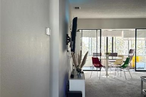 Condominio en alquiler en Belleair, Florida, 2 dormitorios, 99.22 m2 № 1561474 - foto 16