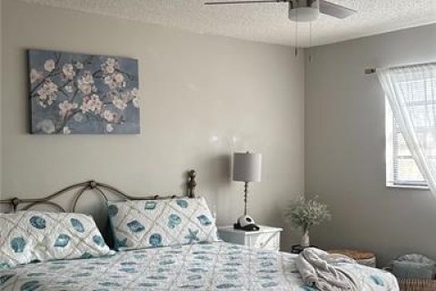 Condominio en alquiler en Belleair, Florida, 2 dormitorios, 99.22 m2 № 1561474 - foto 9