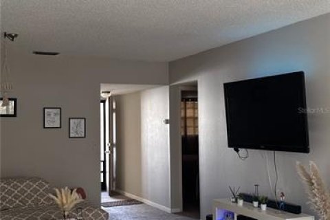 Condominio en alquiler en Belleair, Florida, 2 dormitorios, 99.22 m2 № 1561474 - foto 5