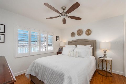 Condo in Clearwater, Florida, 2 bedrooms  № 2431690 - photo 17