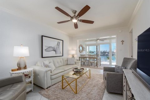 Condo in Clearwater, Florida, 2 bedrooms  № 2431690 - photo 10