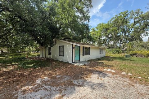 Casa en Brandon, Florida 4 dormitorios, 111.48 m2 № 2370910