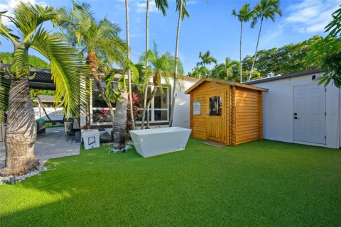 House in North Miami, Florida 3 bedrooms, 144.37 sq.m. № 2041270 - photo 21