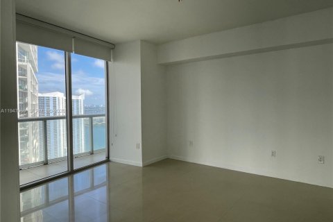 Copropriété à louer à Miami, Floride: 2 chambres, 123.28 m2 № 2024560 - photo 8