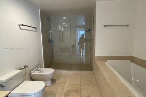 Copropriété à louer à Miami, Floride: 2 chambres, 123.28 m2 № 2024560 - photo 11