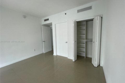 Copropriété à louer à Miami, Floride: 2 chambres, 123.28 m2 № 2024560 - photo 13
