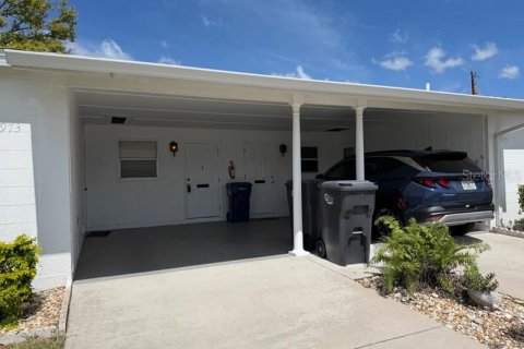 House in Bradenton, Florida 2 bedrooms, 91.51 sq.m. № 2231298 - photo 7