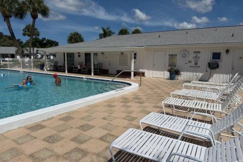 House in Bradenton, Florida 2 bedrooms, 91.51 sq.m. № 2231298 - photo 26