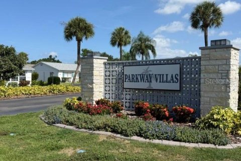 House in Bradenton, Florida 2 bedrooms, 91.51 sq.m. № 2231298 - photo 29