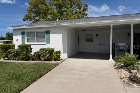 House in Bradenton, Florida 2 bedrooms, 91.51 sq.m. № 2231298 - photo 5
