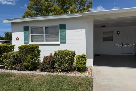 House in Bradenton, Florida 2 bedrooms, 91.51 sq.m. № 2231298 - photo 4