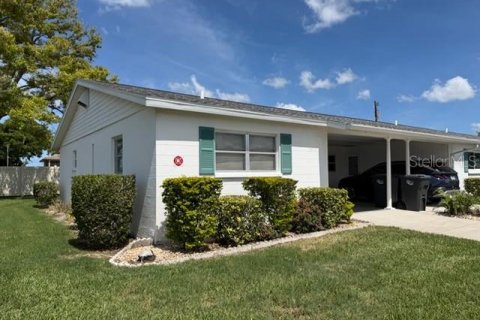 House in Bradenton, Florida 2 bedrooms, 91.51 sq.m. № 2231298 - photo 3