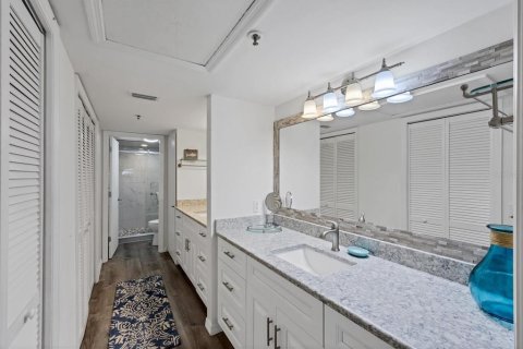 Купить кондоминиум в Сарасота, Флорида 5 комнат, 118.91м2, № 1558002 - фото 23