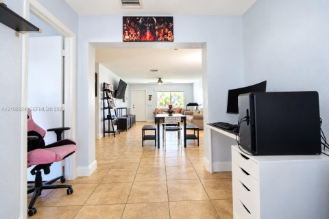 Casa en venta en Tamarac, Florida, 2 dormitorios, 126.9 m2 № 2433864 - foto 15