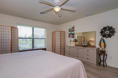 House in St. Lucie, Florida 3 bedrooms, 165.46 sq.m. № 2361609 - photo 23