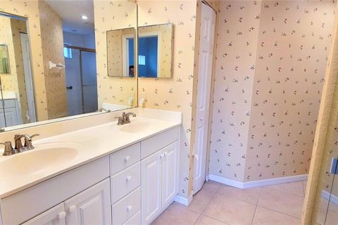 Condo in Bradenton, Florida, 2 bedrooms  № 1508150 - photo 16