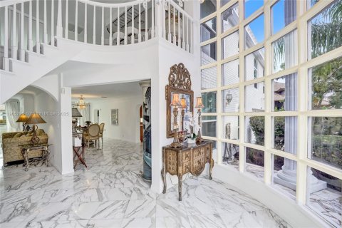 Casa en alquiler en Fort Lauderdale, Florida, 5 dormitorios, 483.74 m2 № 2018819 - foto 3