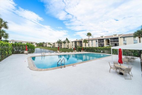 Купить кондоминиум в Уэст-Палм-Бич, Флорида 1 спальня, 57.97м2, № 1996192 - фото 27