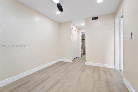 Купить кондоминиум в Уэст-Палм-Бич, Флорида 1 спальня, 57.97м2, № 1996192 - фото 14