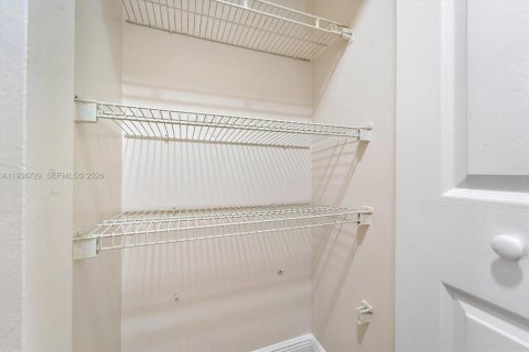 Купить кондоминиум в Уэст-Палм-Бич, Флорида 1 спальня, 57.97м2, № 1996192 - фото 17