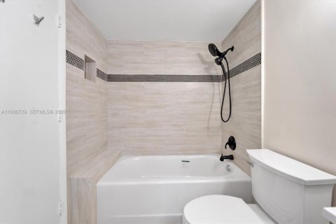 Купить кондоминиум в Уэст-Палм-Бич, Флорида 1 спальня, 57.97м2, № 1996192 - фото 10