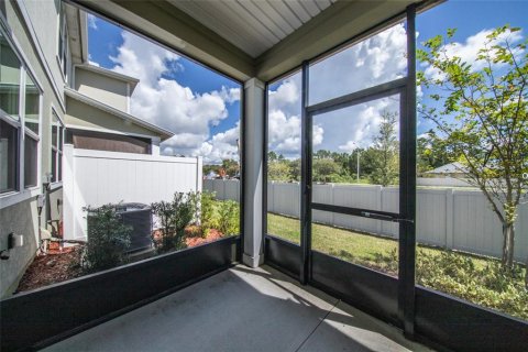 Townhouse in Palm Coast, Florida 3 bedrooms, 163.14 sq.m. № 1893945 - photo 21