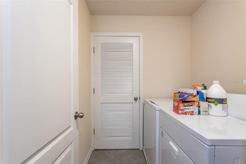 Townhouse in Palm Coast, Florida 3 bedrooms, 163.14 sq.m. № 1893945 - photo 20