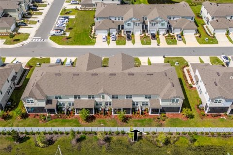 Townhouse in Palm Coast, Florida 3 bedrooms, 163.14 sq.m. № 1893945 - photo 27