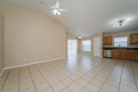 Villa ou maison à louer à Clermont, Floride: 3 chambres, 164.44 m2 № 2092020 - photo 8