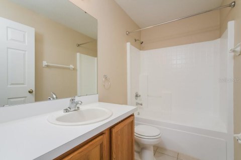 Villa ou maison à louer à Clermont, Floride: 3 chambres, 164.44 m2 № 2092020 - photo 15