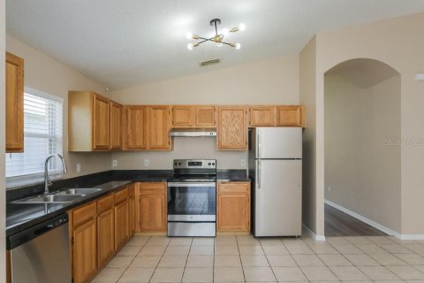 Villa ou maison à louer à Clermont, Floride: 3 chambres, 164.44 m2 № 2092020 - photo 6