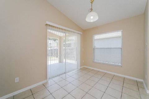 Villa ou maison à louer à Clermont, Floride: 3 chambres, 164.44 m2 № 2092020 - photo 5