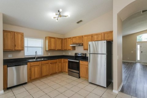 Villa ou maison à louer à Clermont, Floride: 3 chambres, 164.44 m2 № 2092020 - photo 7