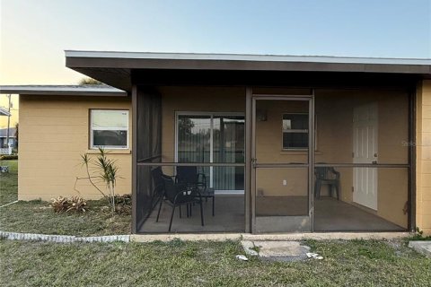 Снять в аренду квартиру в Норт-Порт, Флорида 2 спальни, 74.32м2, № 1514426 - фото 16