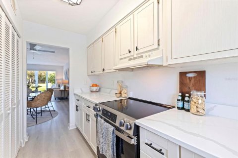 Copropriété à vendre à Saint Petersburg, Floride: 2 chambres, 88.26 m2 № 2095242 - photo 7