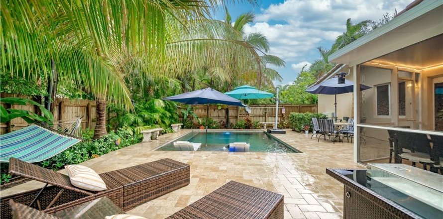 Casa en Fort Lauderdale, Florida 3 dormitorios, 162.49 m2 № 1179793