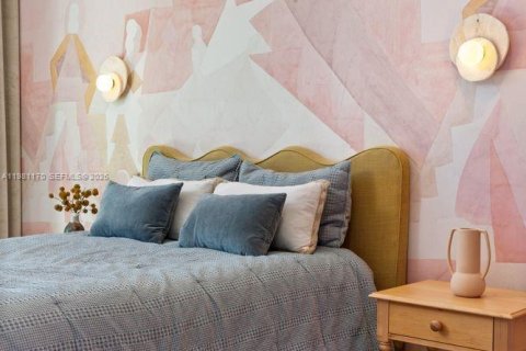 House in Lighthouse Point, Florida 8 bedrooms, 783.44 sq.m. № 2049319 - photo 29