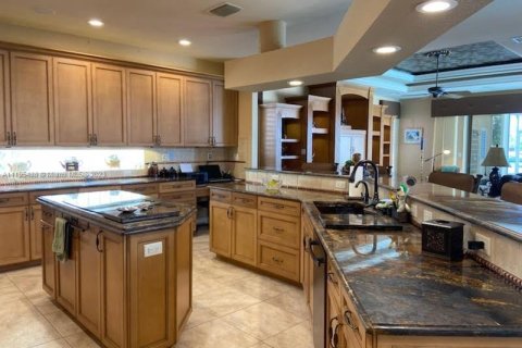 Casa en venta en Punta Gorda, Florida, 3 dormitorios, 334.26 m2 № 1958952 - foto 19