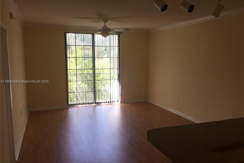 Condominio en alquiler en Hollywood, Florida, 1 dormitorio, 68.38 m2 № 2054174 - foto 3