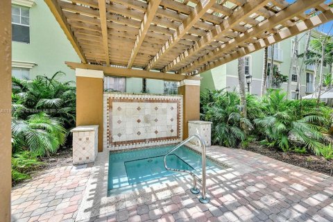 Condominio en alquiler en Hollywood, Florida, 1 dormitorio, 68.38 m2 № 2054174 - foto 12