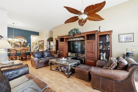 Townhouse in Orlando, Florida 3 bedrooms, 208.47 sq.m. № 2213980 - photo 10
