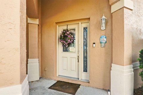 Townhouse in Orlando, Florida 3 bedrooms, 208.47 sq.m. № 2213980 - photo 4