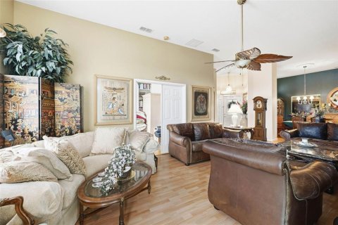 Townhouse in Orlando, Florida 3 bedrooms, 208.47 sq.m. № 2213980 - photo 11