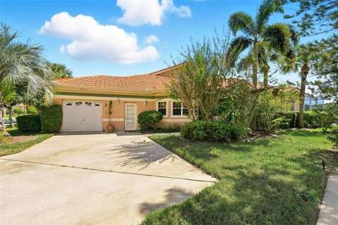 Townhouse in Orlando, Florida 3 bedrooms, 208.47 sq.m. № 2213980 - photo 3