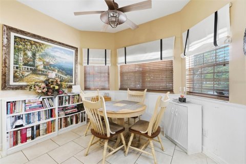 Townhouse in Orlando, Florida 3 bedrooms, 208.47 sq.m. № 2213980 - photo 16